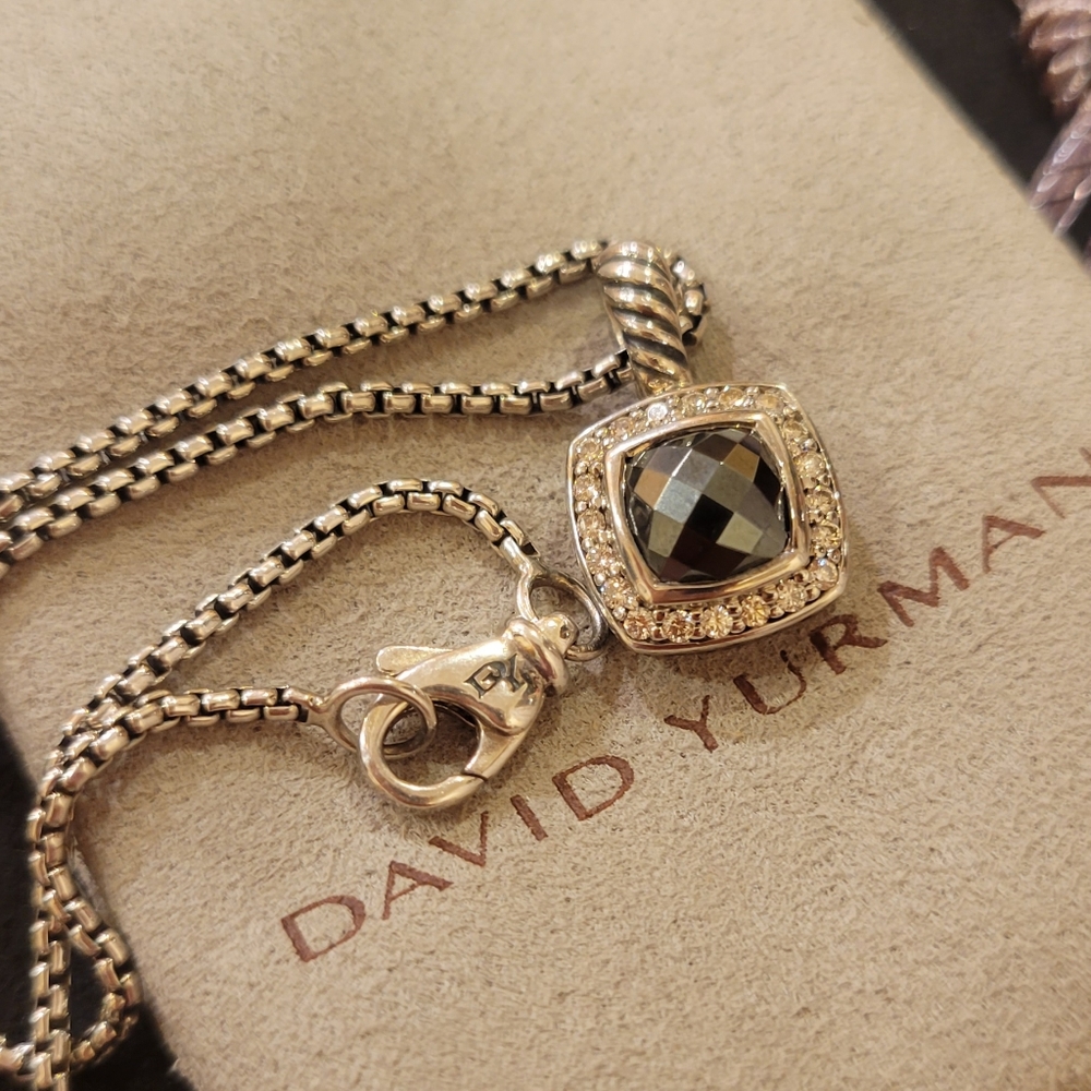 David Yurman Petite Albion necklace